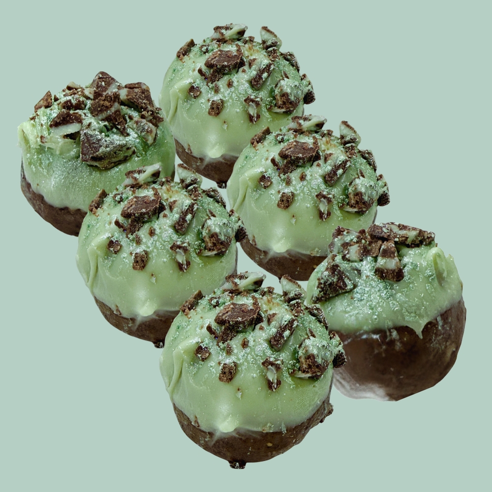 Mermaid Mint Chocolate Protein Pops (gluten free!)